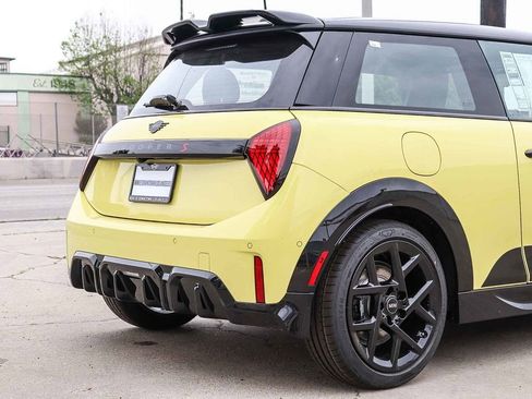 New 2026 MINI Cooper S FWD image 11