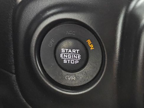 Used 2021 Jeep Wrangler Islander image 26