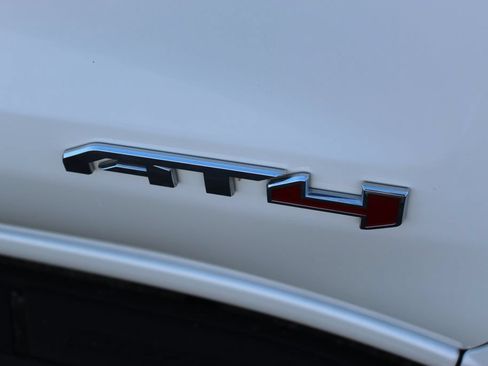 Used 2022 GMC Sierra 1500 AT4 w/ AT4 Premium Package AWD/4WD image 12
