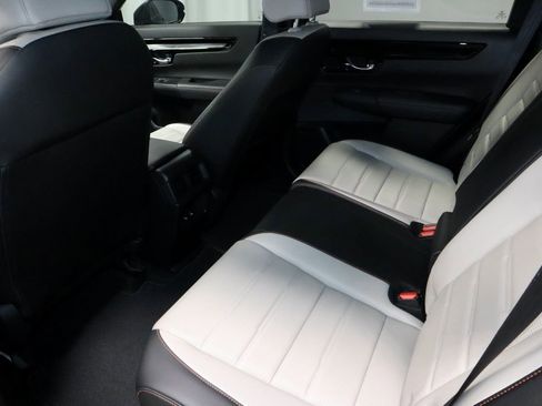 Used 2025 Honda CR-V Sport Touring image 22