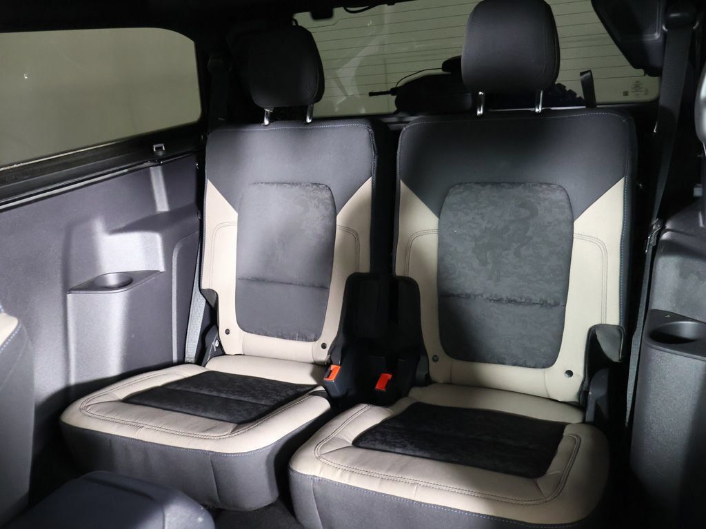 Used 2022 Ford Bronco Wildtrak AWD/4WD image 32