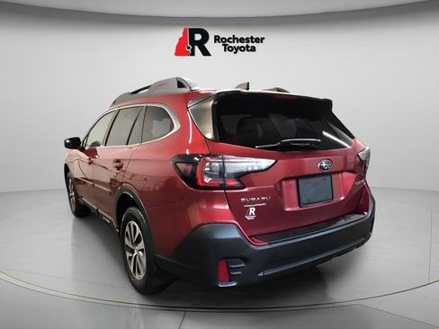 Used 2022 Subaru Outback Premium AWD/4WD image 5