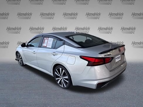 Used 2020 Nissan Altima 2.5 SR w/ Premium Package FWD image 7