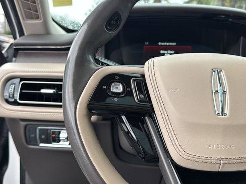 Used 2022 Lincoln Aviator Reserve w/ Equipment Group 201A image 18