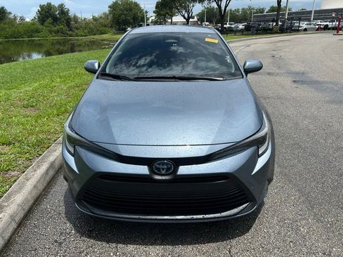 Used 2023 Toyota Corolla LE FWD image 9