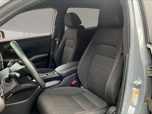 Used 2024 Honda HR-V Sport image 19