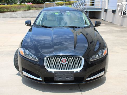 Used 2014 Jaguar XF 3.0 RWD image 11