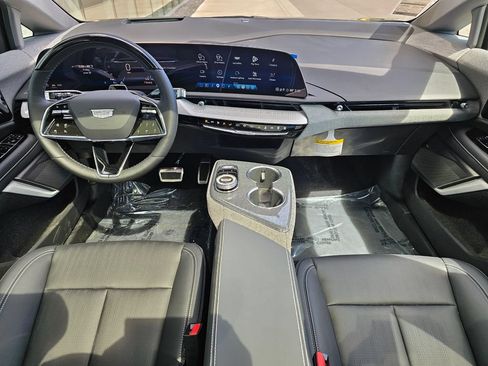 New 2026 Cadillac Optiq Sport 2 AWD/4WD image 17