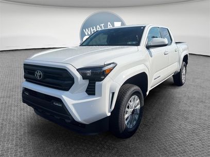 New 2025 Toyota Tacoma SR5