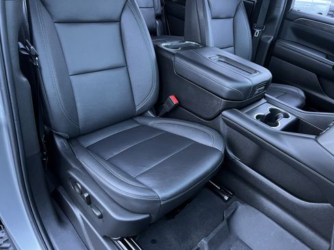 Used 2023 Chevrolet Tahoe Z71 image 28