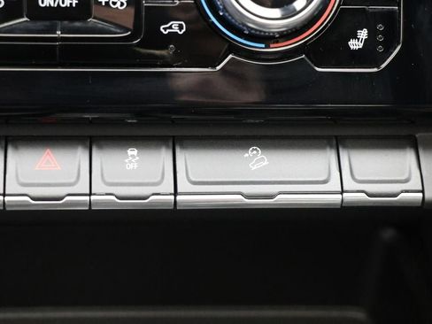 Used 2023 GMC Sierra 1500 AT4 w/ AT4 Premium Package image 35