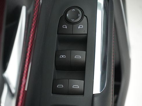 New 2026 Chevrolet Traverse Z71 w/ Enhanced Driving Package AWD/4WD image 16