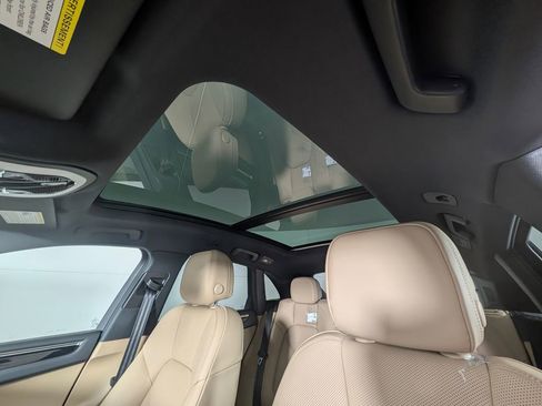 New 2026 Porsche Macan image 30