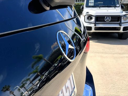 Used 2023 Mercedes-Benz GLB 250 image 30