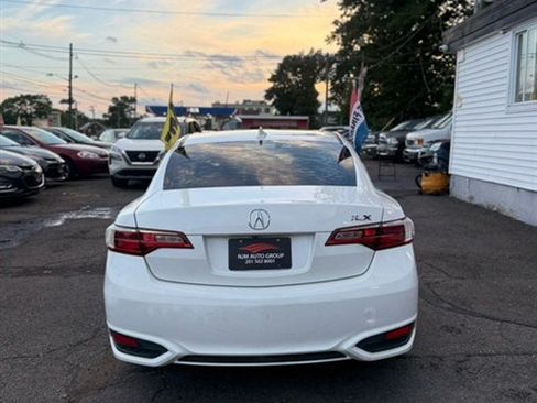 Used 2016 Acura ILX FWD image 9