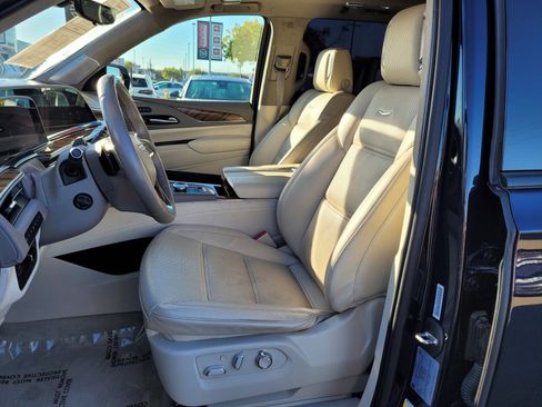 Used 2021 Cadillac Escalade Sport Platinum image 10