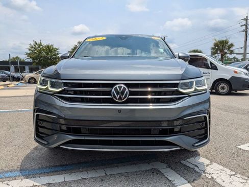 Used 2022 Volkswagen Tiguan SEL R-Line AWD/4WD image 9