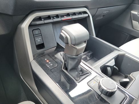 Used 2024 Toyota Tundra SR5 w/ SR5 Convenience Package RWD image 27