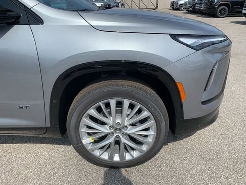 New 2026 Buick Enclave Sport Touring w/ Power Package image 2