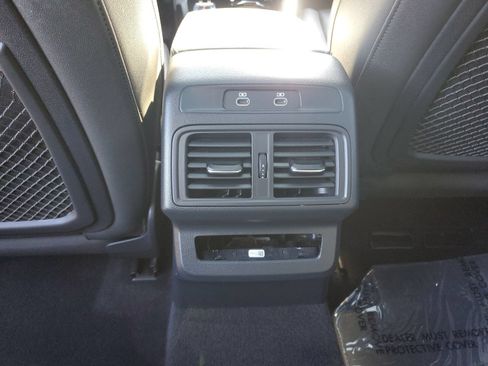 Used 2025 Audi Q5 Premium w/ Convenience Package AWD/4WD image 12