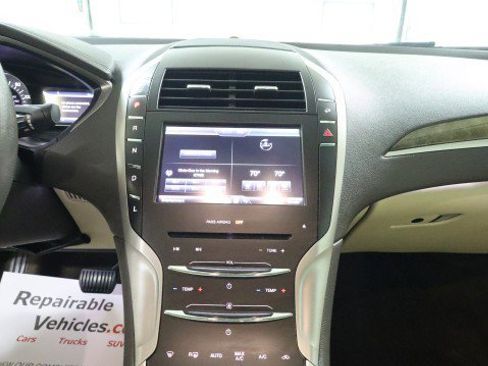 Used 2014 Lincoln MKZ Hybrid w/ Equipment Group 202A Reserve FWD image 13