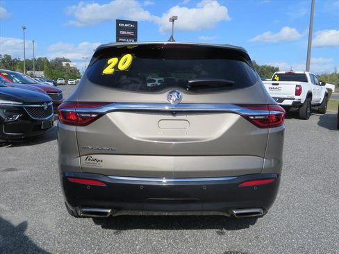Used 2020 Buick Enclave Essence image 5