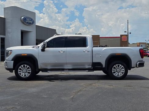 Used 2020 GMC Sierra 2500 Denali w/ Denali Ultimate Package AWD/4WD image 2