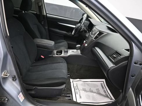 Used 2014 Subaru Outback 2.5i Premium AWD/4WD image 7