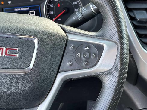 Used 2023 GMC Acadia SLE w/ Driver Convenience Package image 33