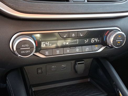 Certified 2025 Nissan Altima 2.5 SL FWD image 16