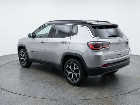 Used 2025 Jeep Compass Limited AWD/4WD image 6