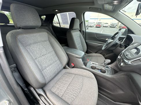 Certified 2024 Chevrolet Equinox LT w/ LPO, Floor Liner Package FWD image 25