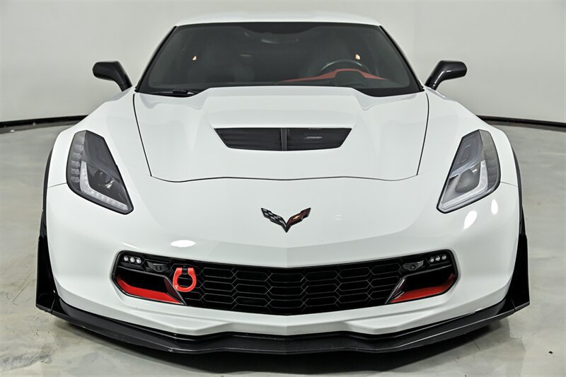 Used 2019 Chevrolet Corvette Z06 RWD image 4