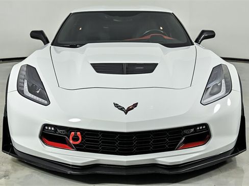 Used 2019 Chevrolet Corvette Z06 RWD image 4