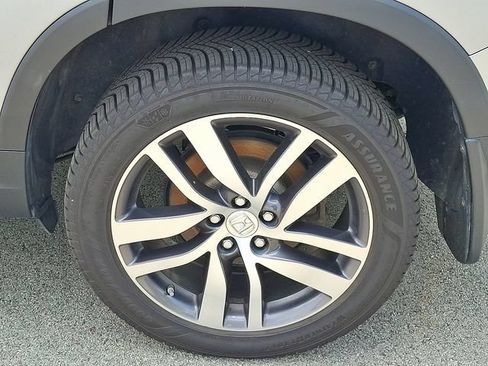 Used 2016 Honda Pilot Touring image 30