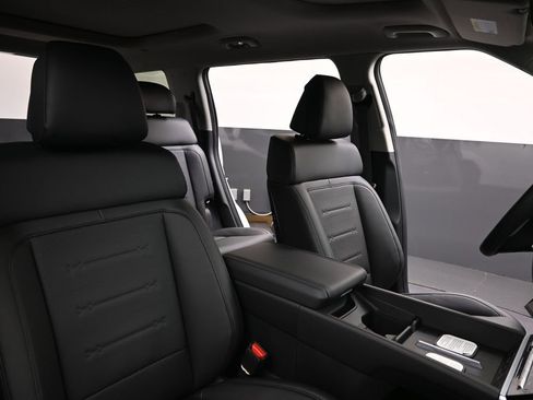New 2026 Hyundai Santa Fe Limited AWD/4WD image 13