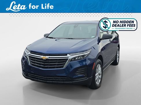 Used 2023 Chevrolet Equinox LS AWD/4WD image 1