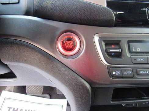 Used 2018 Honda Pilot EX image 33