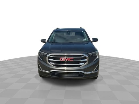 Used 2021 GMC Terrain SLT FWD image 3