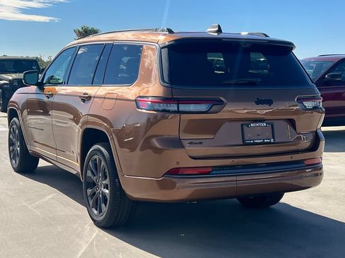 New 2026 Jeep Grand Cherokee L Limited AWD/4WD image 6