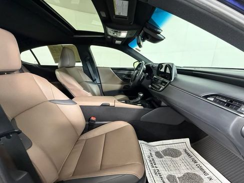 Certified 2024 Lexus ES 350 w/ Premium Package FWD image 36