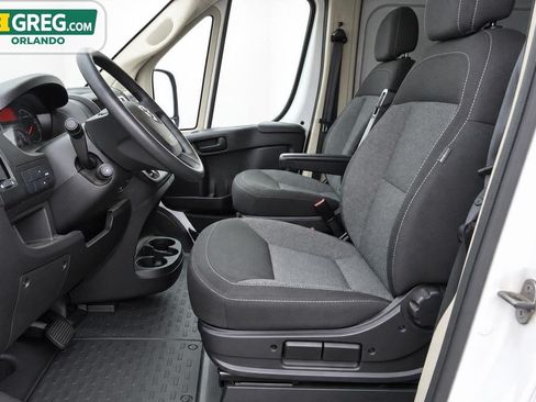 Used 2021 RAM ProMaster 2500 w/ Convenience Group FWD image 8