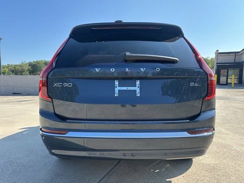 New 2026 Volvo XC90 B6 Plus w/ Protection Package Premier image 6