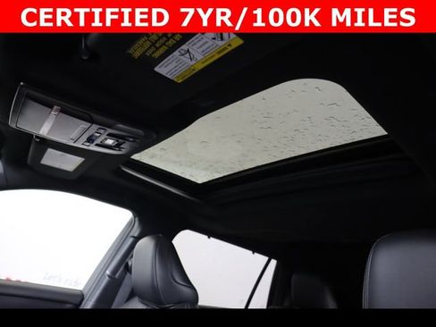 Used 2022 Toyota Highlander XSE AWD/4WD image 28