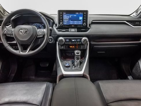Used 2020 Toyota RAV4 Limited w/ Limited Grade Weather Package AWD/4WD image 24