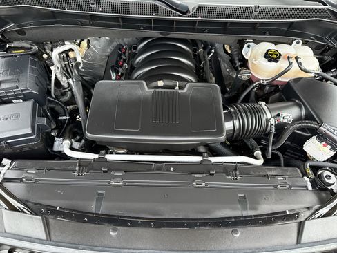 Used 2025 Chevrolet Tahoe RST w/ RST Capability Package AWD/4WD image 18