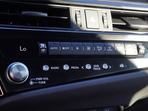 Used 2024 Lexus ES 250 w/ Premium Package image 26