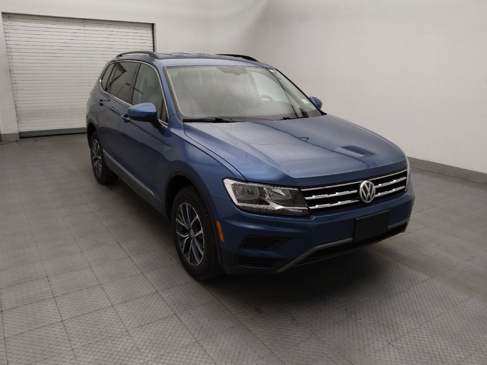 Used 2020 Volkswagen Tiguan SE w/ 3rd Row Seat Package AWD/4WD image 13