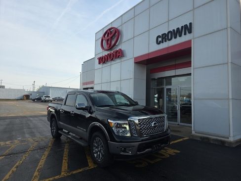 Used 2019 Nissan Titan Platinum Reserve w/ Platinum Utility Package image 1