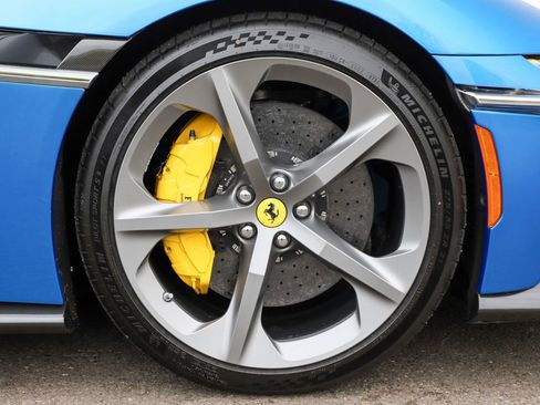 Certified 2025 Ferrari 12Cilindri RWD image 63